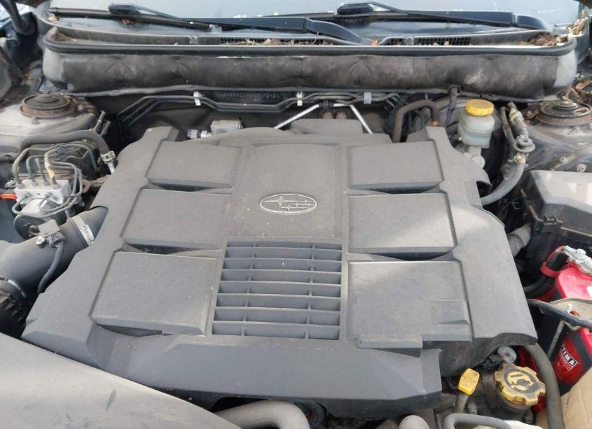 Photo 10 of 2012 Subaru Outback 3.6R LIMITED (VIN 4S4BRDLC6C2219352)