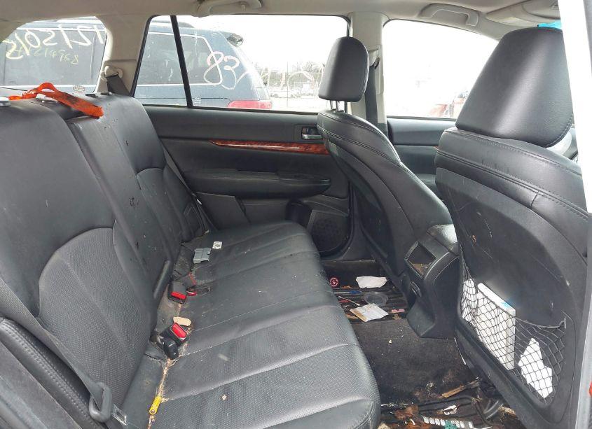 Photo 8 of 2012 Subaru Outback 3.6R LIMITED (VIN 4S4BRDLC6C2219352)