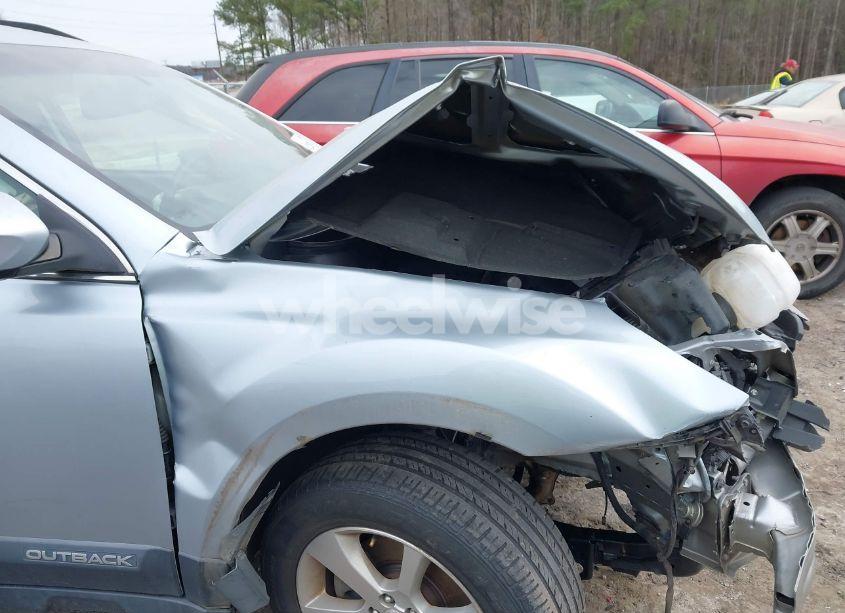 Photo 22 of 2014 Subaru Outback 3.6R LIMITED (VIN 4S4BRDLC6E2327537)