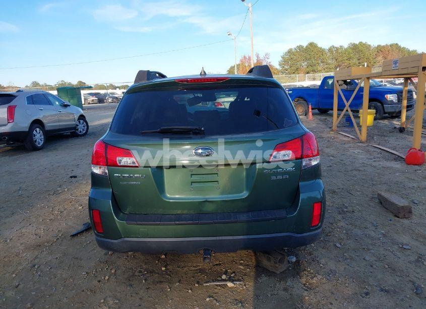 Photo 16 of 2014 Subaru Outback 3.6R LIMITED (VIN 4S4BRDLC9E2213774)