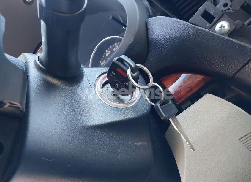 Photo 11 of 2011 Subaru Outback 3.6R LIMITED (VIN 4S4BRDLCXB2441830)