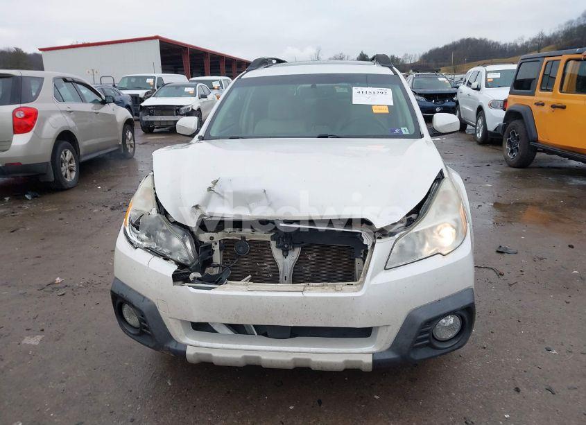 Photo 12 of 2014 Subaru Outback 3.6R LIMITED (VIN 4S4BRDLCXE2206560)