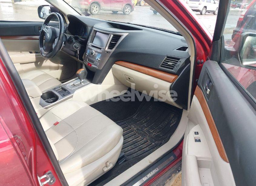 Photo 5 of 2014 Subaru Outback 3.6R LIMITED (VIN 4S4BRDMC3E2292051)