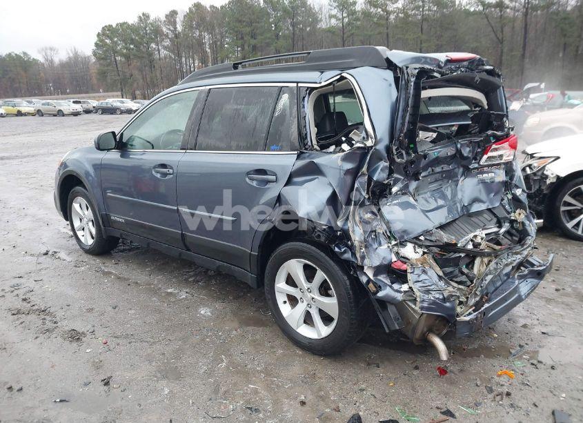 Photo 3 of 2014 Subaru Outback 3.6R LIMITED (VIN 4S4BRDMC9E2318443)