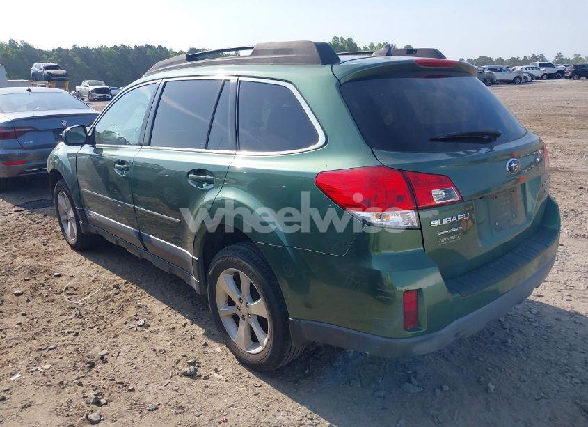 Photo 3 of 2014 Subaru Outback 3.6R LIMITED (VIN 4S4BRDNCXE2208113)