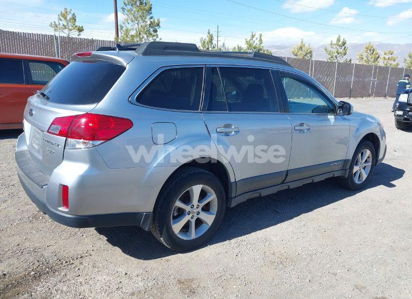 Photo 4 of 2013 Subaru Outback 3.6R LIMITED (VIN 4S4BRDPC2D2303180)