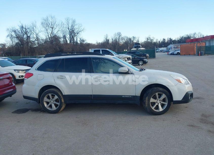Photo 13 of 2013 Subaru Outback 3.6R LIMITED (VIN 4S4BRDPC4D2286124)