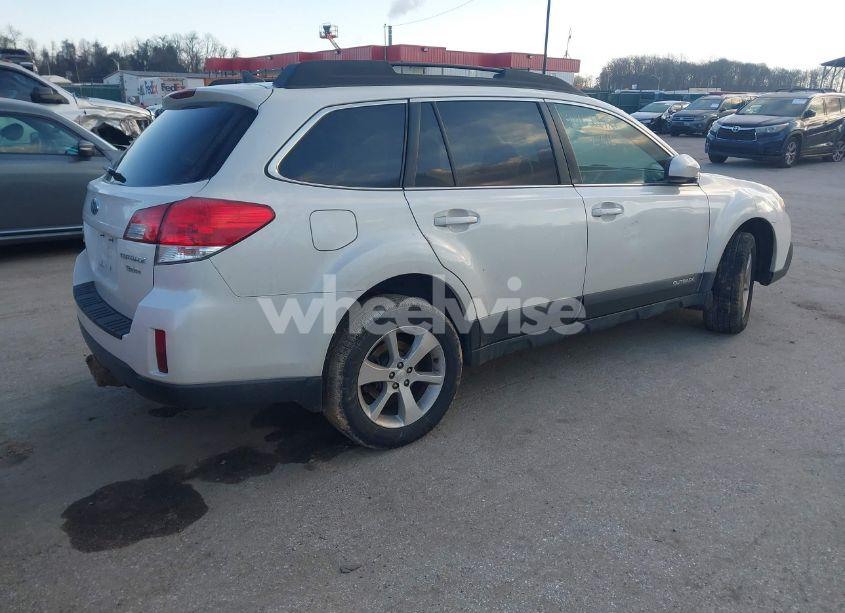 Photo 4 of 2013 Subaru Outback 3.6R LIMITED (VIN 4S4BRDPC4D2286124)