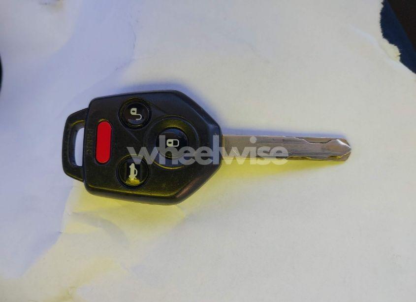 Photo 11 of 2013 Subaru Outback 3.6R LIMITED (VIN 4S4BRDPC4D2296345)