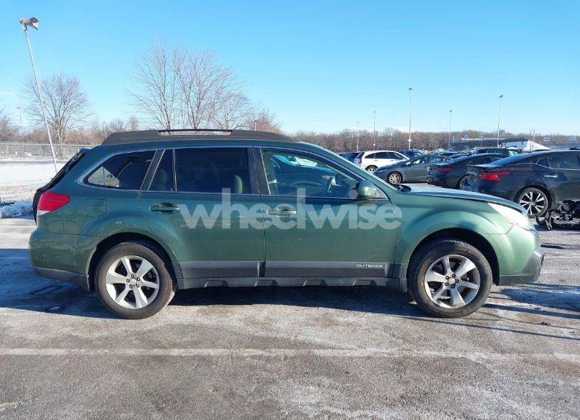 Photo 13 of 2013 Subaru Outback 3.6R LIMITED (VIN 4S4BRDPC4D2296345)