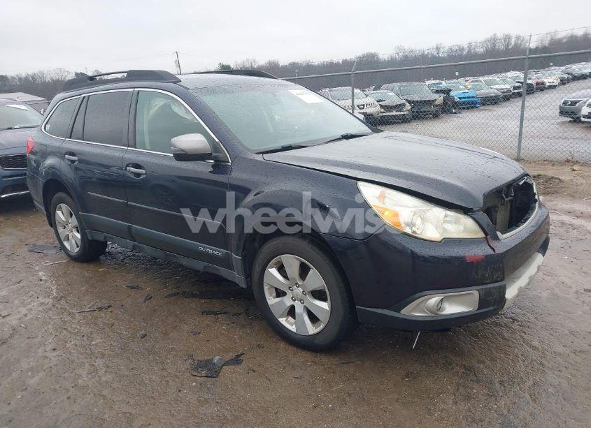 2014 Subaru Outback 3.6R LIMITED (VIN 4S4BRDPC4E2238009) main photo