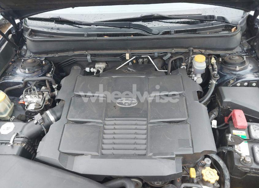 Photo 10 of 2014 Subaru Outback 3.6R LIMITED (VIN 4S4BRDPC4E2238009)