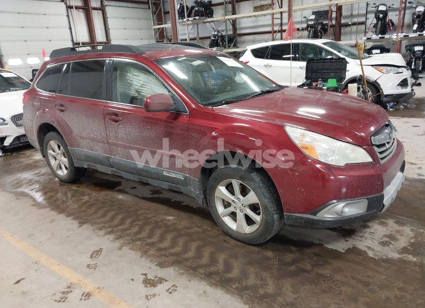 2013 Subaru Outback 3.6R LIMITED (VIN 4S4BRDPC5D2288206) main photo