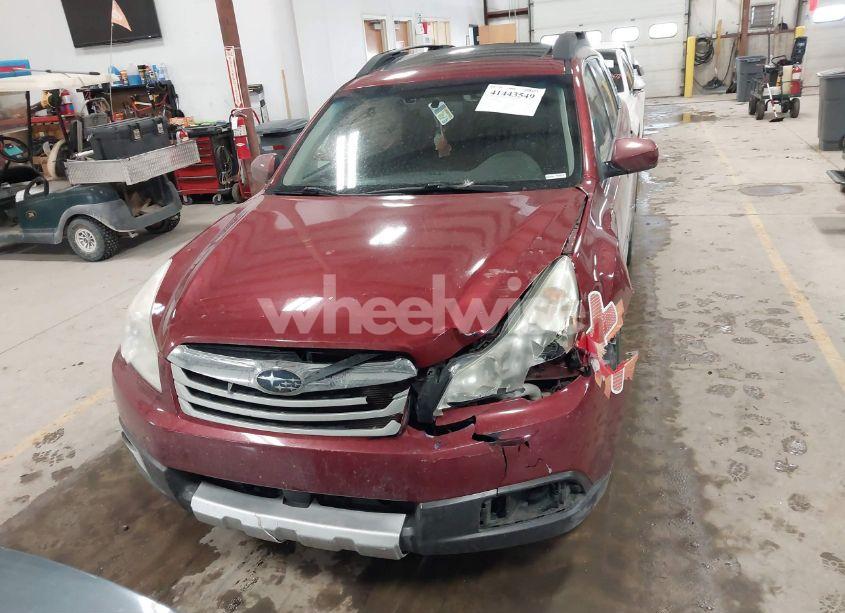 Photo 12 of 2013 Subaru Outback 3.6R LIMITED (VIN 4S4BRDPC5D2288206)