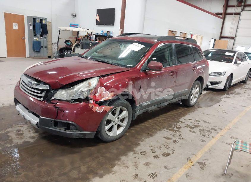 Photo 2 of 2013 Subaru Outback 3.6R LIMITED (VIN 4S4BRDPC5D2288206)