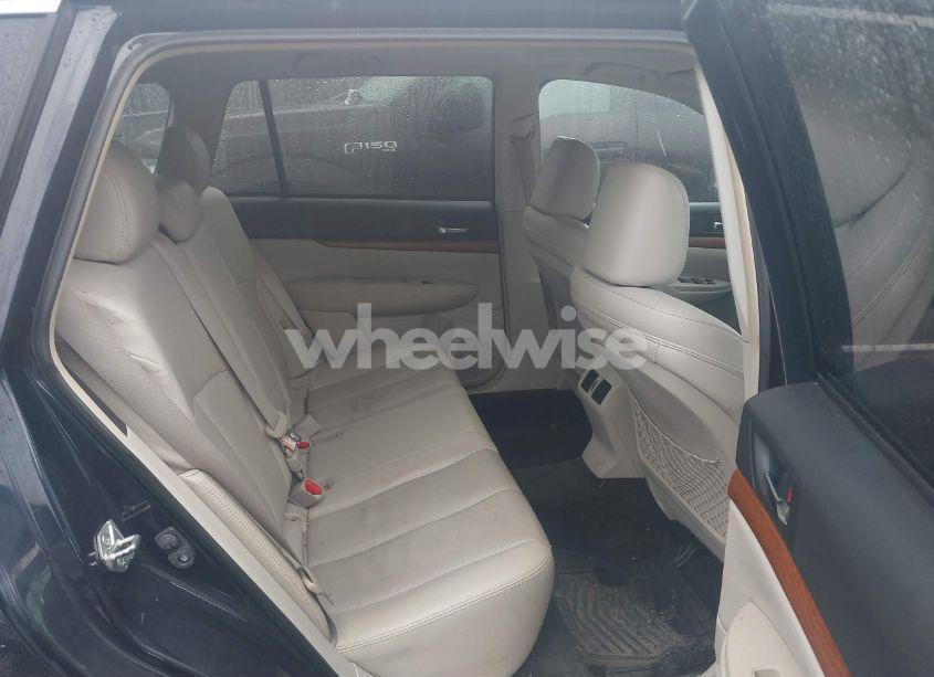 Photo 8 of 2013 Subaru Outback 3.6R LIMITED (VIN 4S4BRDPC5D2292790)