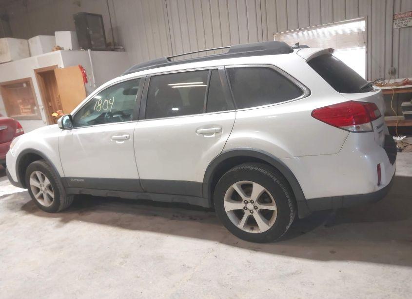 Photo 14 of 2013 Subaru Outback 3.6R LIMITED (VIN 4S4BRDPC7D2213667)