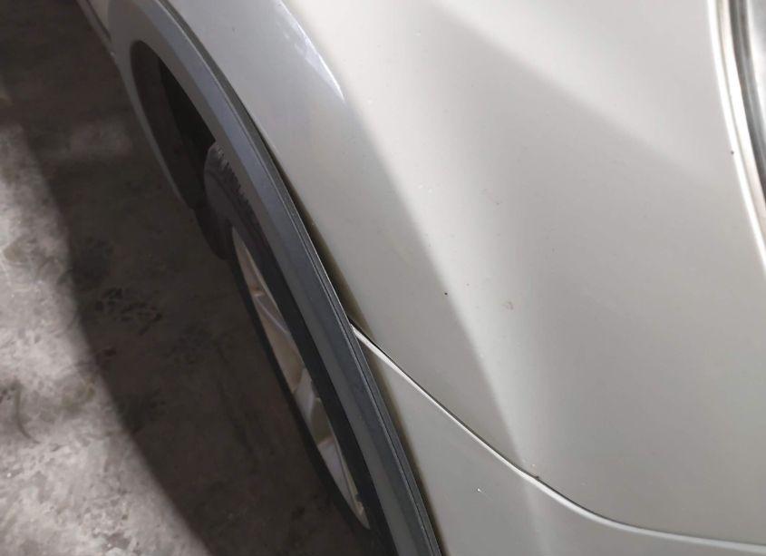 Photo 18 of 2013 Subaru Outback 3.6R LIMITED (VIN 4S4BRDPC7D2213667)