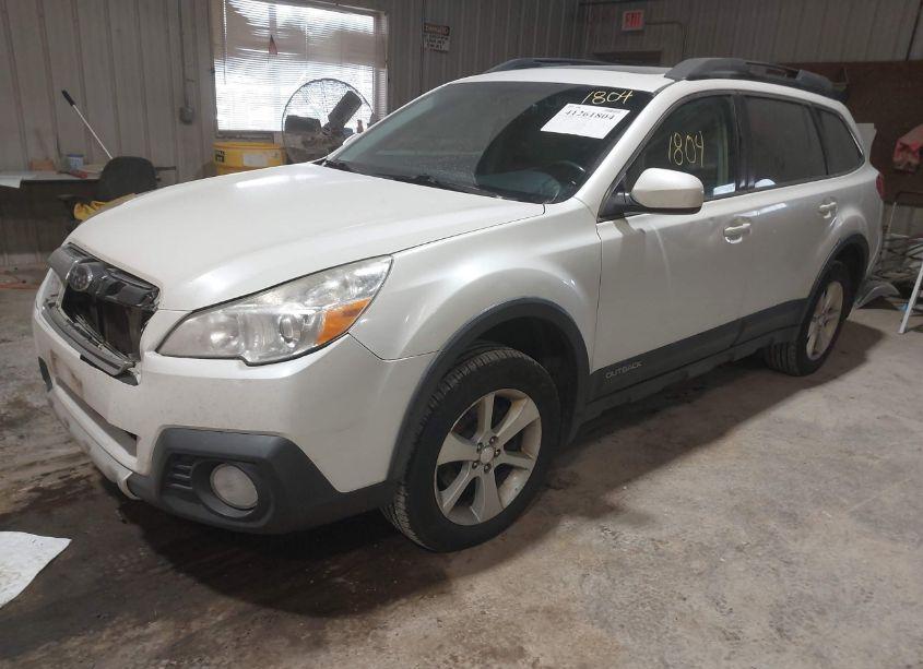 Photo 2 of 2013 Subaru Outback 3.6R LIMITED (VIN 4S4BRDPC7D2213667)