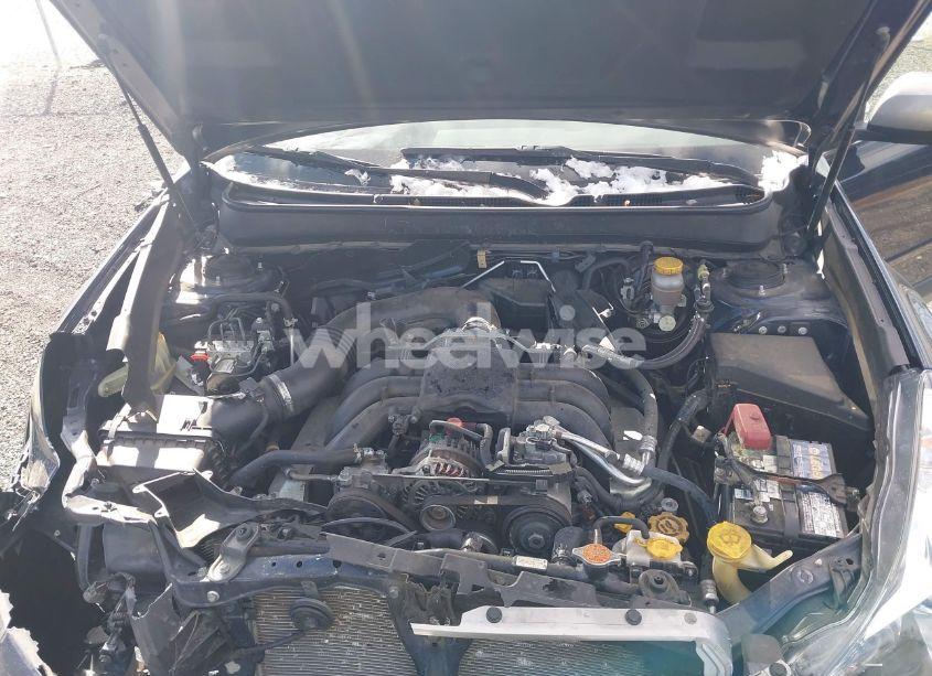 Photo 10 of 2014 Subaru Outback 3.6R LIMITED (VIN 4S4BRDPC7E2281601)