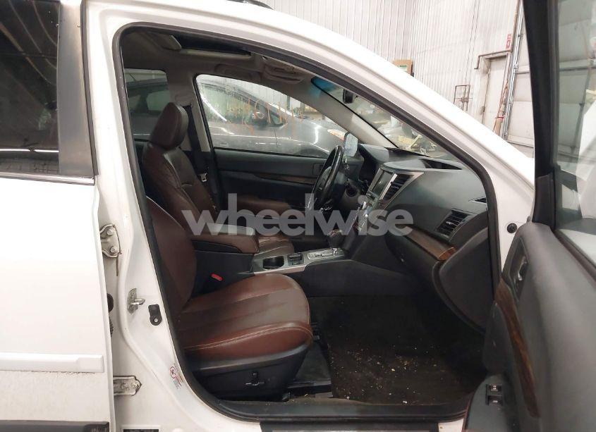 Photo 5 of 2013 Subaru Outback 3.6R LIMITED (VIN 4S4BRDSC0D2313620)