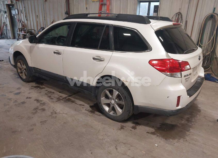 Photo 3 of 2013 Subaru Outback 3.6R LIMITED (VIN 4S4BRDSC8D2311646)