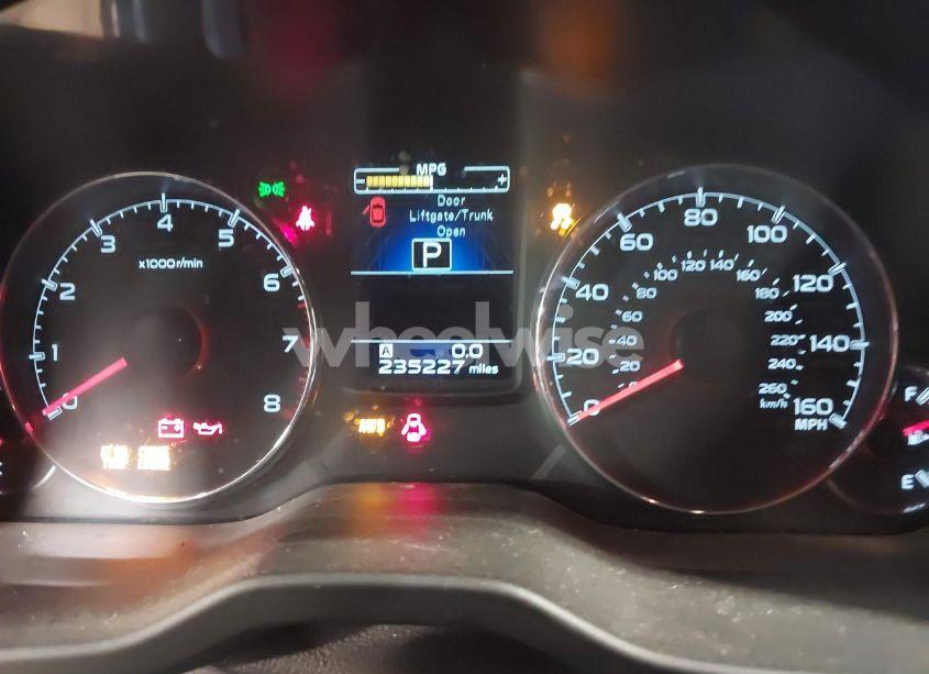 Photo 7 of 2013 Subaru Outback 3.6R LIMITED (VIN 4S4BRDSC8D2311646)