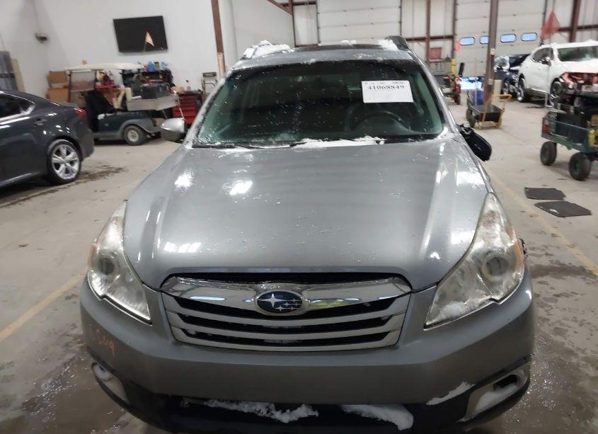 Photo 12 of 2011 Subaru Outback 3.6R PREMIUM (VIN 4S4BREGC5B2311020)