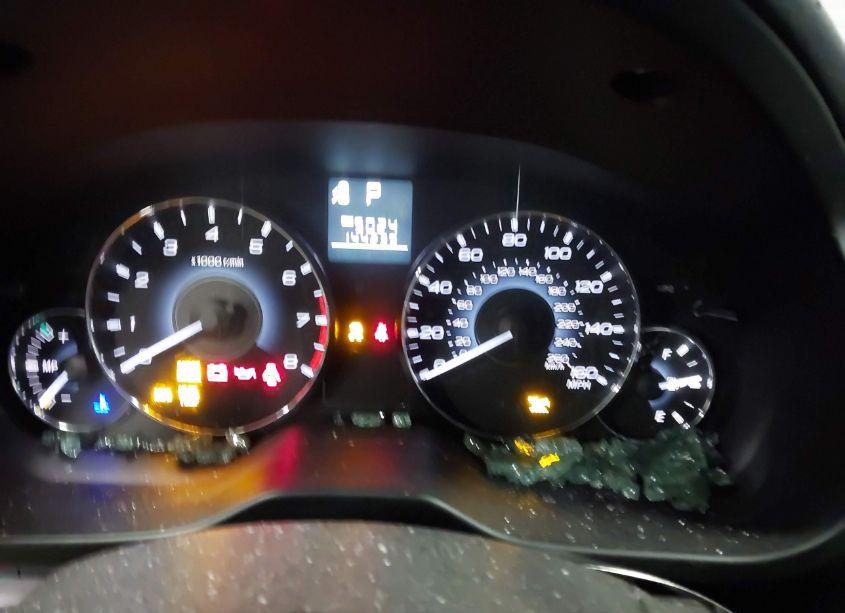 Photo 7 of 2011 Subaru Outback 3.6R PREMIUM (VIN 4S4BREGC5B2311020)