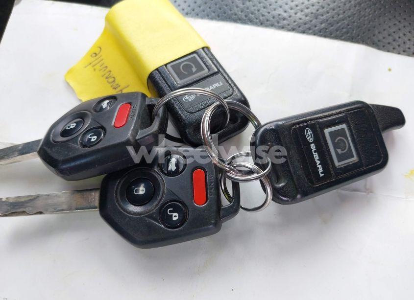 Photo 11 of 2011 Subaru Outback 3.6R LIMITED (VIN 4S4BREJC1B2378447)