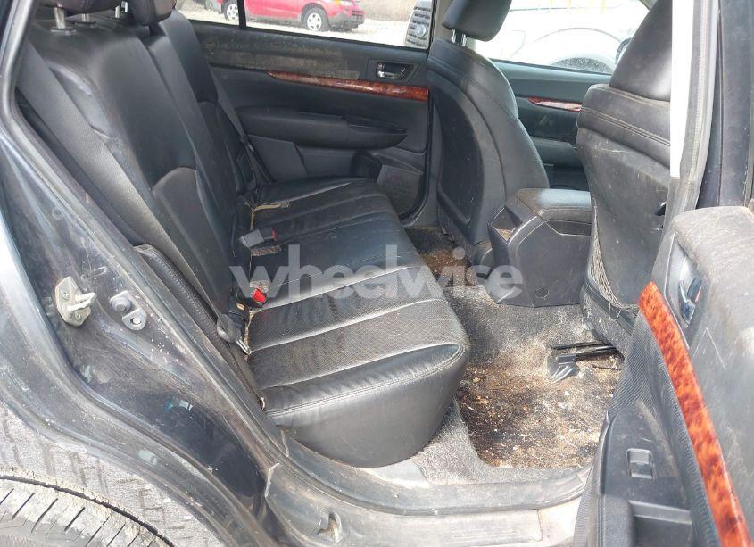 Photo 8 of 2011 Subaru Outback 3.6R LIMITED (VIN 4S4BREJC1B2378447)