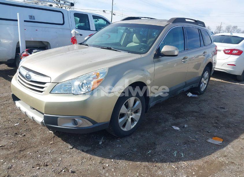 Photo 2 of 2010 Subaru Outback 3.6R LIMITED (VIN 4S4BRELC3A2332937)