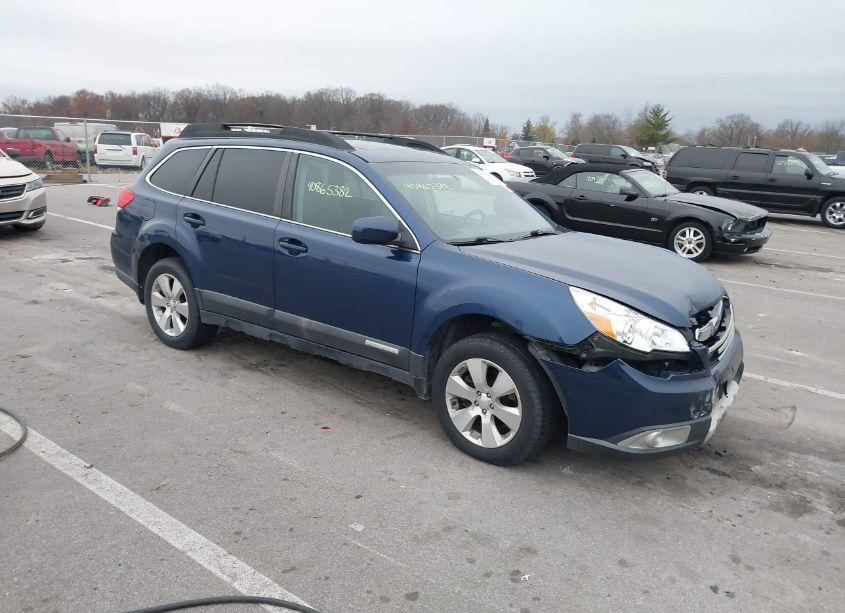2011 Subaru Outback 3.6R LIMITED (VIN 4S4BRELC4B2353457) main photo