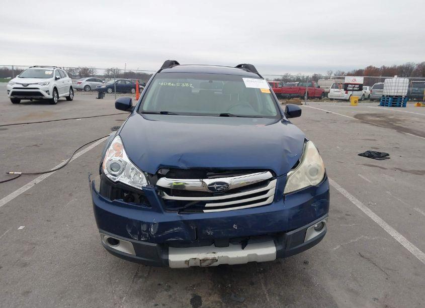 Photo 12 of 2011 Subaru Outback 3.6R LIMITED (VIN 4S4BRELC4B2353457)