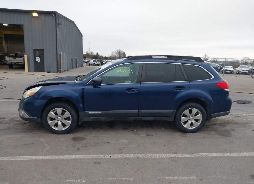Photo 14 of 2011 Subaru Outback 3.6R LIMITED (VIN 4S4BRELC4B2353457)