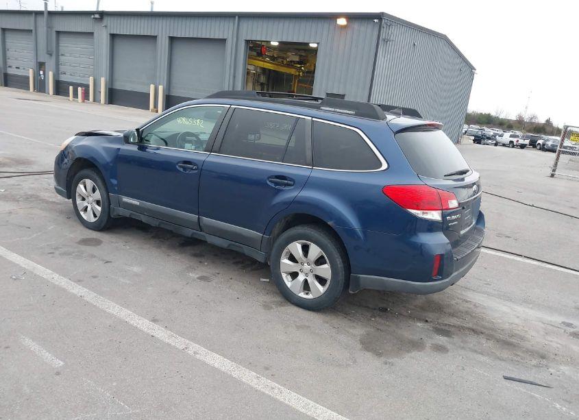 Photo 3 of 2011 Subaru Outback 3.6R LIMITED (VIN 4S4BRELC4B2353457)