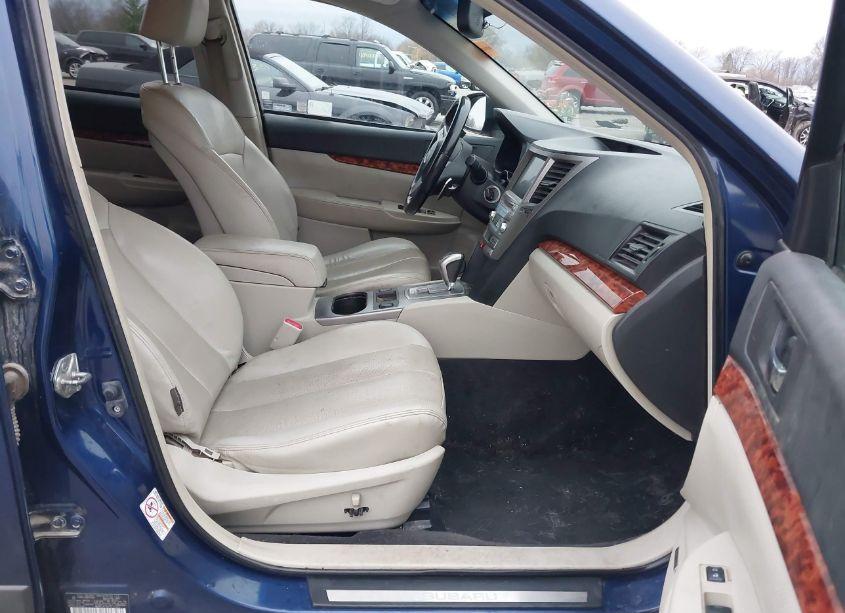 Photo 5 of 2011 Subaru Outback 3.6R LIMITED (VIN 4S4BRELC4B2353457)