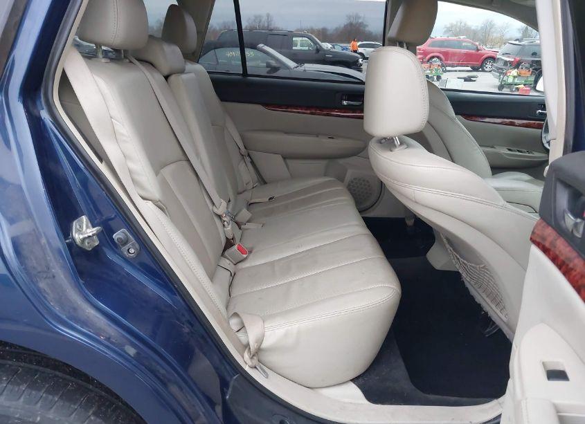 Photo 8 of 2011 Subaru Outback 3.6R LIMITED (VIN 4S4BRELC4B2353457)