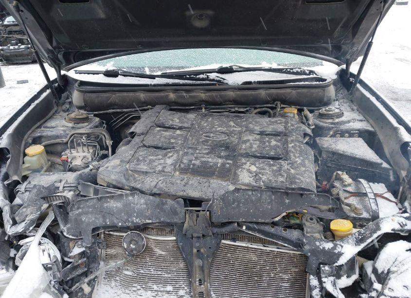 Photo 10 of 2011 Subaru Outback 3.6R LIMITED (VIN 4S4BRELC7B2362864)