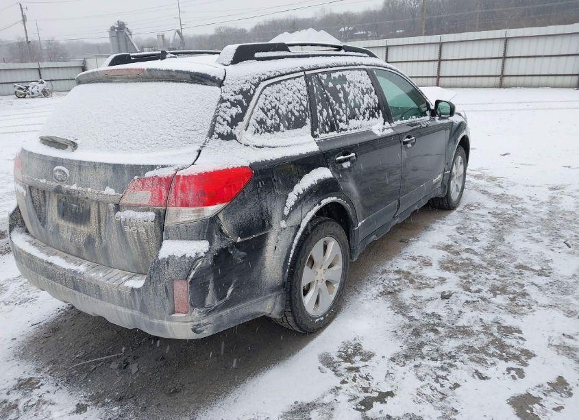 Photo 4 of 2011 Subaru Outback 3.6R LIMITED (VIN 4S4BRELC7B2362864)