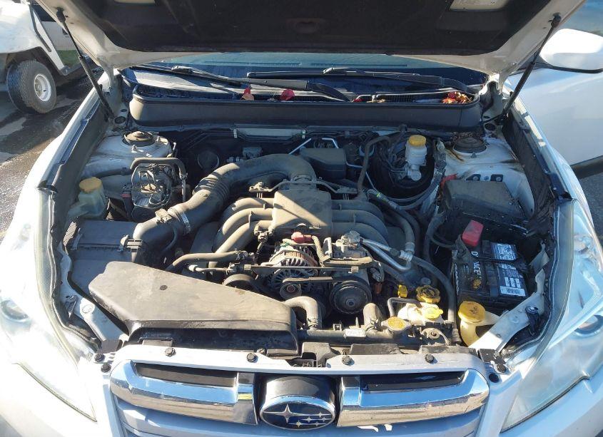 Photo 10 of 2013 Subaru Outback 3.6R LIMITED (VIN 4S4BRJLC9D2201637)