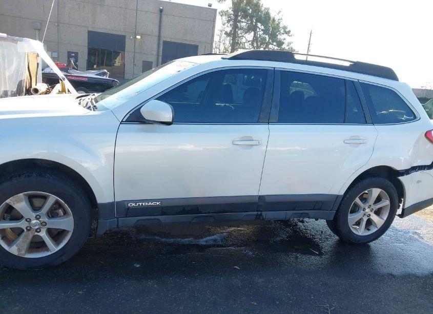 Photo 14 of 2013 Subaru Outback 3.6R LIMITED (VIN 4S4BRJLC9D2201637)