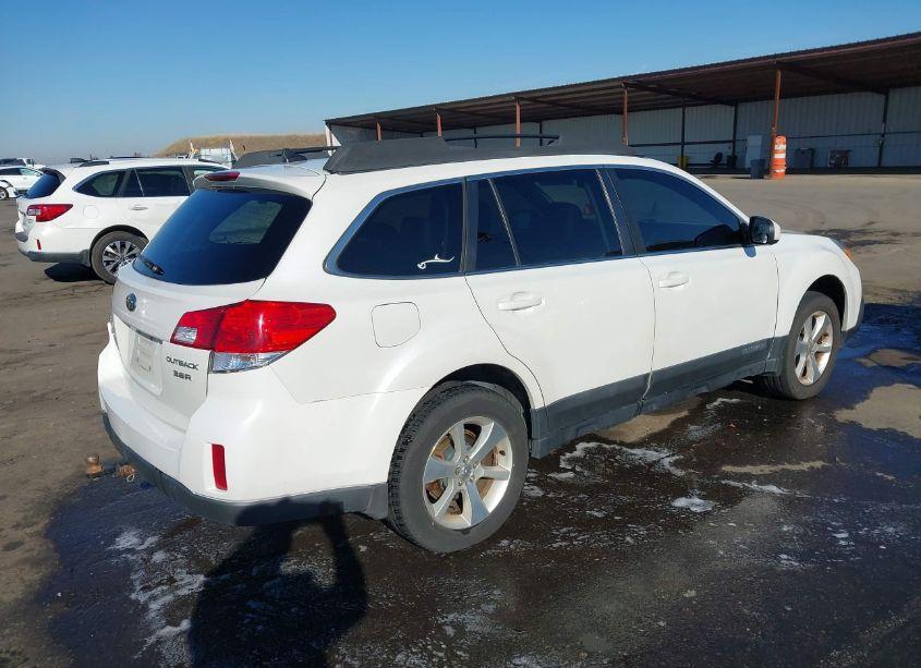 Photo 4 of 2013 Subaru Outback 3.6R LIMITED (VIN 4S4BRJLC9D2201637)