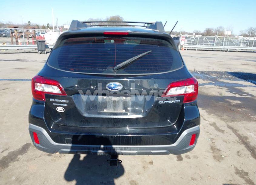 Photo 16 of 2018 Subaru Outback (VIN 4S4BSAAC1J3230997)