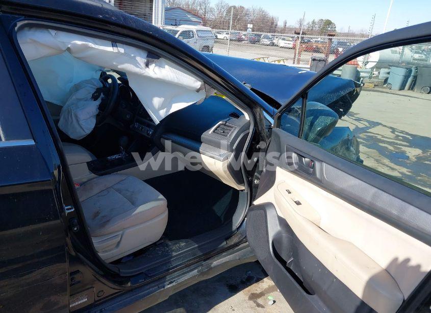 Photo 5 of 2018 Subaru Outback (VIN 4S4BSAAC1J3230997)