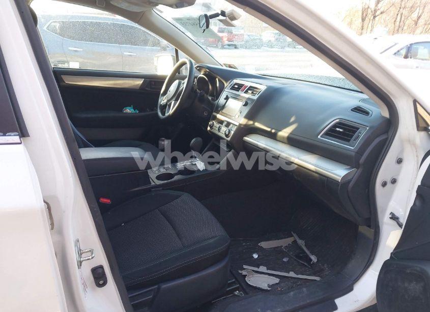 Photo 5 of 2017 Subaru Outback 2.5I (VIN 4S4BSAAC3H3278897)