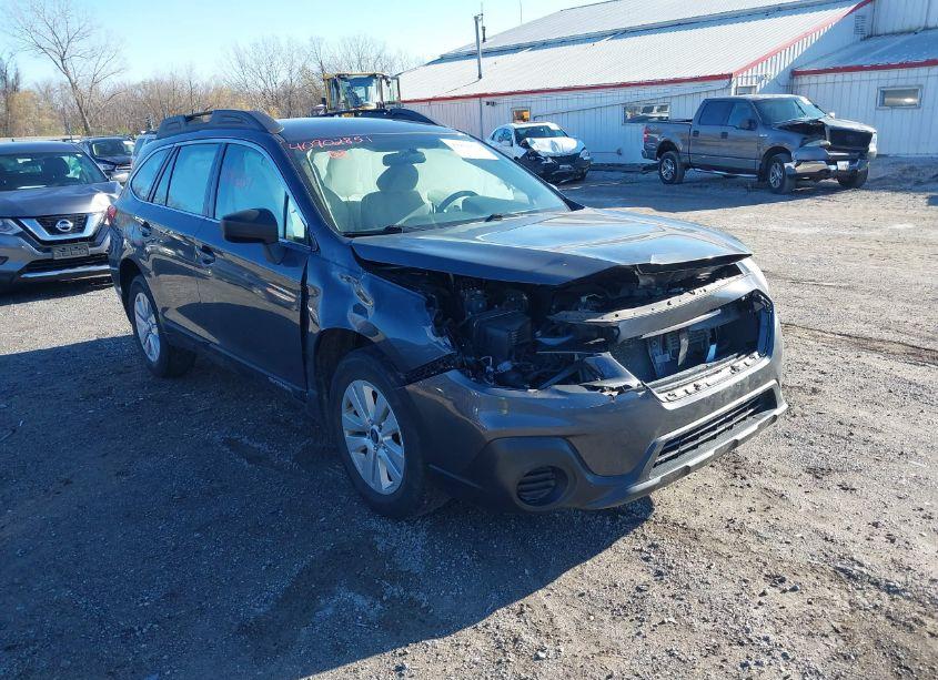 2018 Subaru Outback 2.5I (VIN 4S4BSAAC5J3306866) main photo