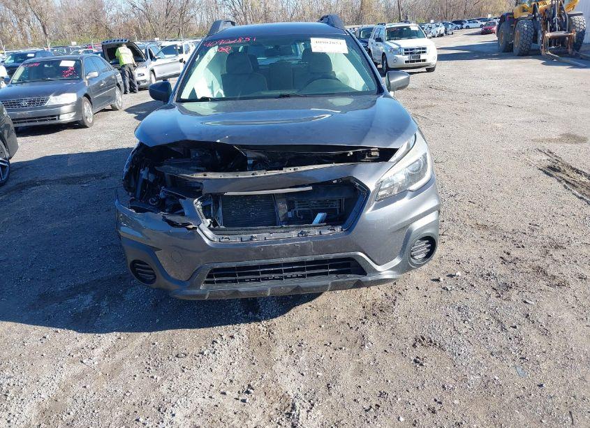 Photo 12 of 2018 Subaru Outback 2.5I (VIN 4S4BSAAC5J3306866)