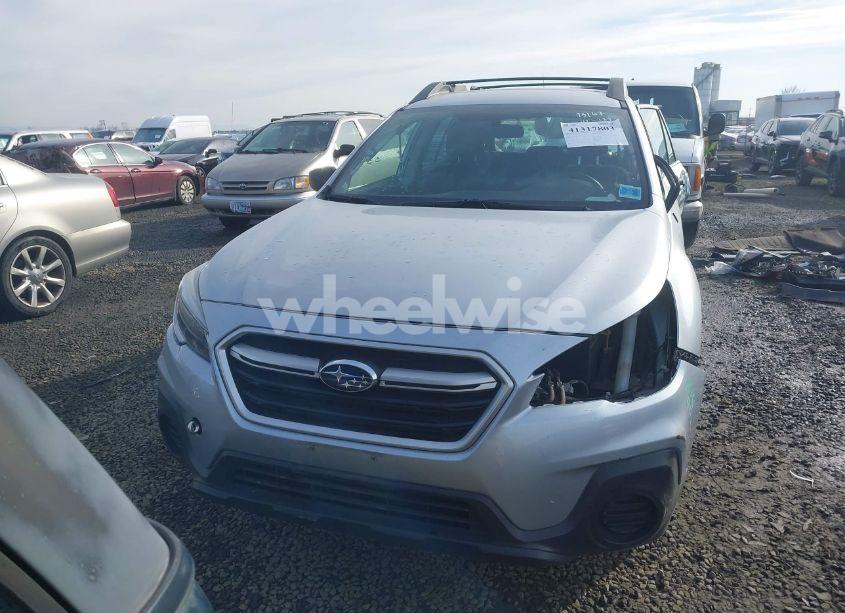 Photo 13 of 2018 Subaru Outback 2.5I (VIN 4S4BSAAC7J3302012)