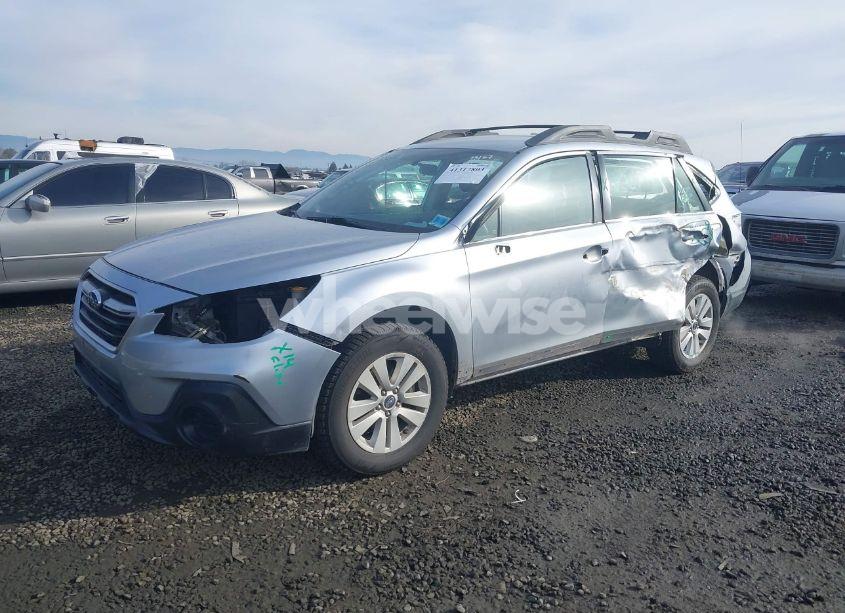 Photo 2 of 2018 Subaru Outback 2.5I (VIN 4S4BSAAC7J3302012)